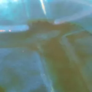 inicio da pintura da piscina de fibra de vidro